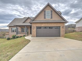 181 Spurgeon Ln, Gray, TN 37615
