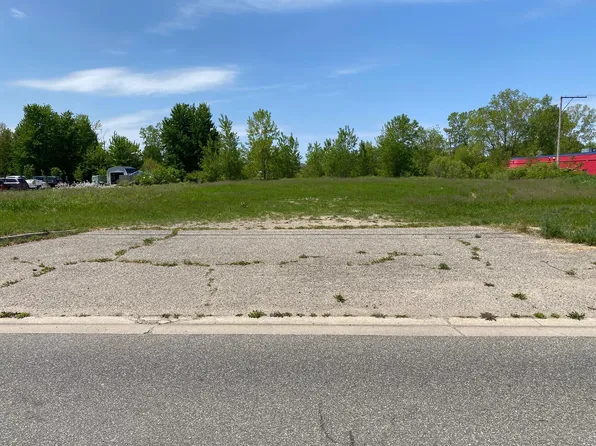 1102 Lincoln Ave, Holland, MI 49423