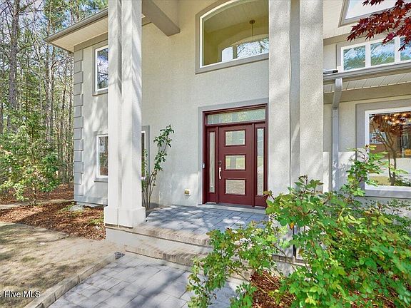 2nd image of 1035 Seagull Drive