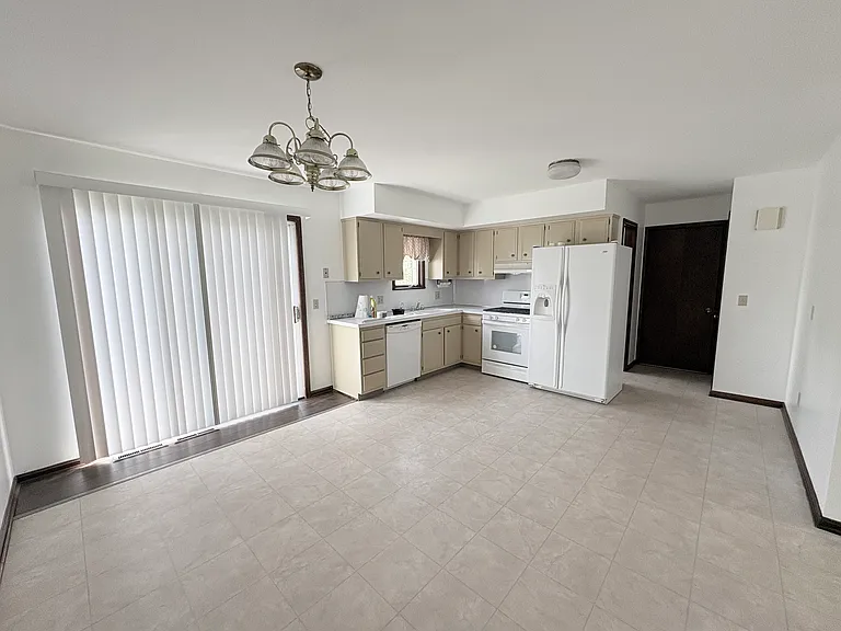 6594 Ravenwood Ave NW — Photo 9