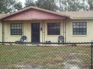1906 Deauville Dr, Tampa, FL 33619