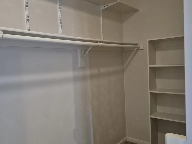 5532 Bulls Bay Dr — Photo 19