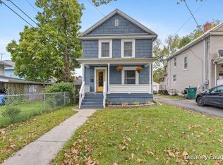 324 Bartlett St, Lansing, MI