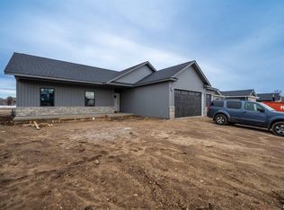 1315 W Hillcrest Dr, Chillicothe, IL