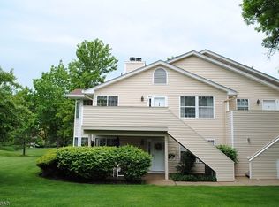 36 Fieldstone Rd, Bedminster, NJ 07921