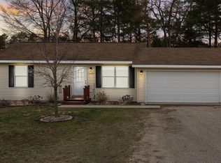 3092 Crimson Ranch Ln, Traverse City, MI 49685
