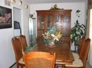 688 Sheffield Ln, Bolingbrook, IL 60440