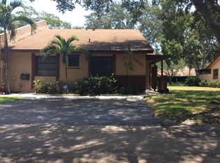 1651 NW 96th Ter, Pembroke Pines, FL 33024