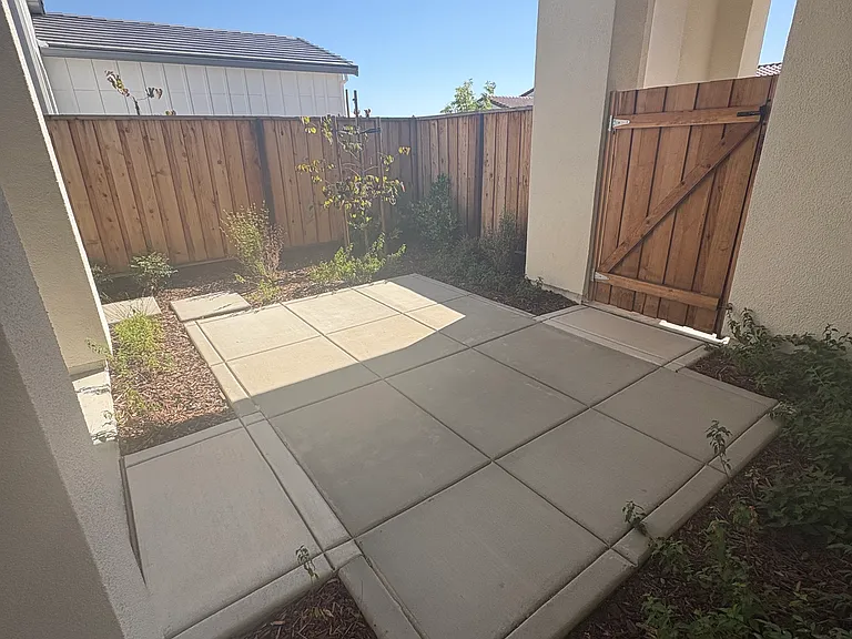 1870 Foster Ln — Photo 26