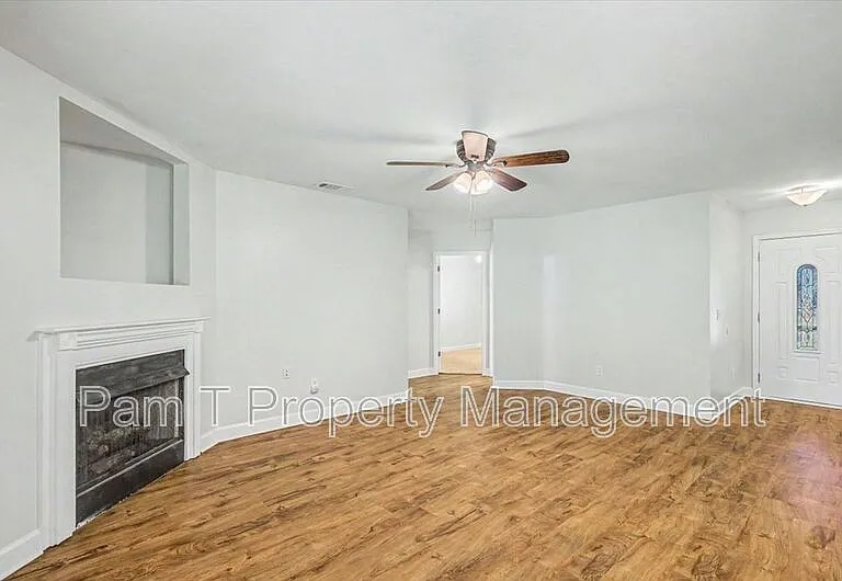 2305 Spivey Ave — Photo 5