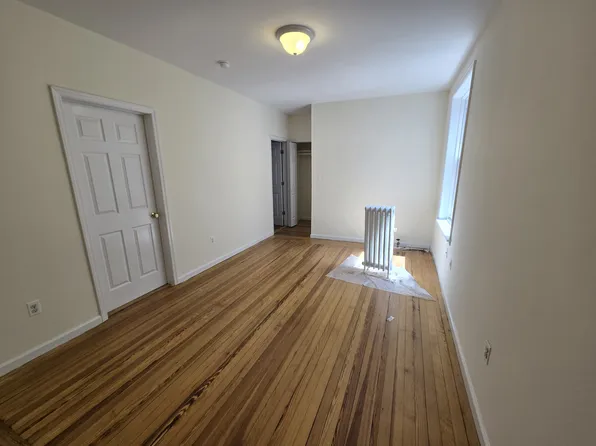 33 Bank Street image 12 of 15