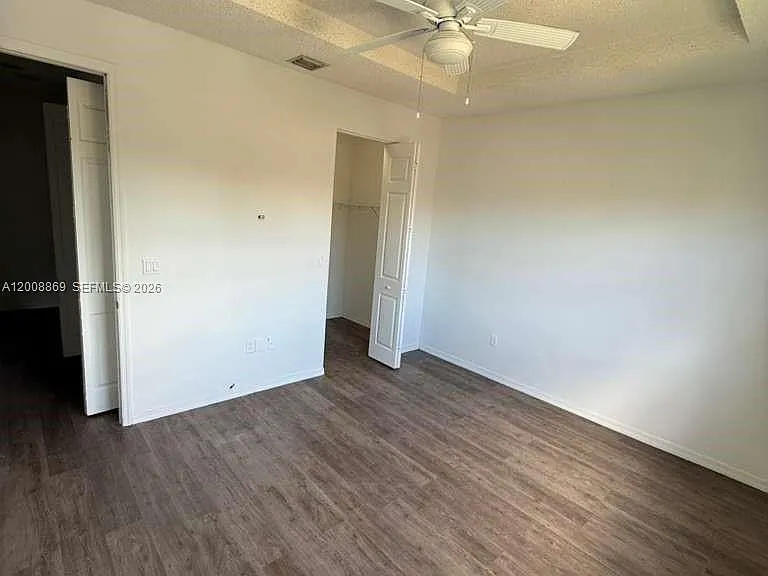 2311 NE 42nd Cir #1 — Photo 9