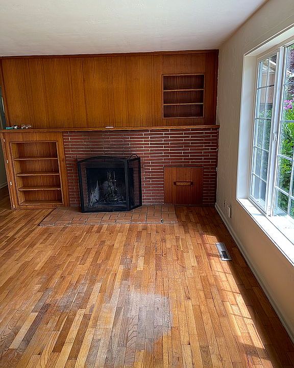 1st image of 1479 Linda Ave