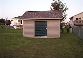 5th image of 402 Kingston Dr