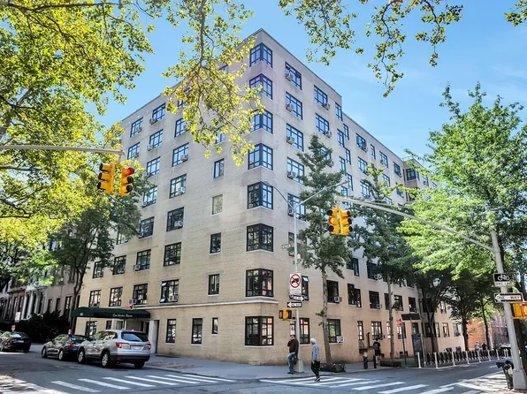 100 Remsen St APT 7C, Brooklyn, NY 11201