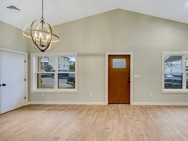 627 Prescott Ave #1 — Photo 4