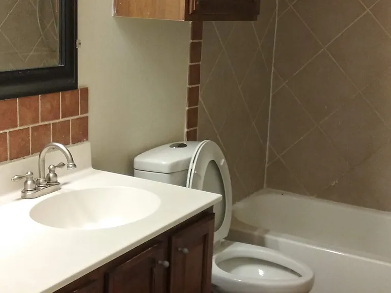 3140 Henderson Path — Photo 12