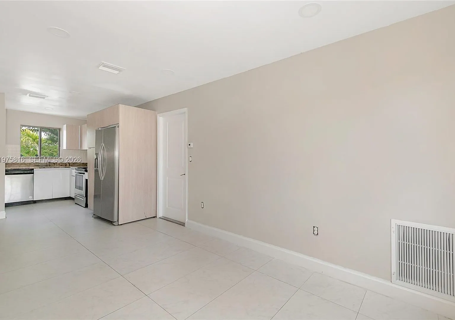 813 NW 3rd Avenue 813, Fort Lauderdale, FL 33311 — Photo 4