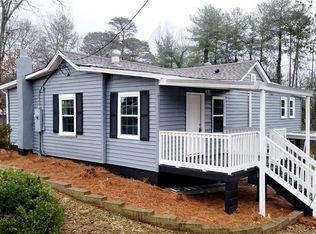 3910 25th St NE, Hickory, NC 28601