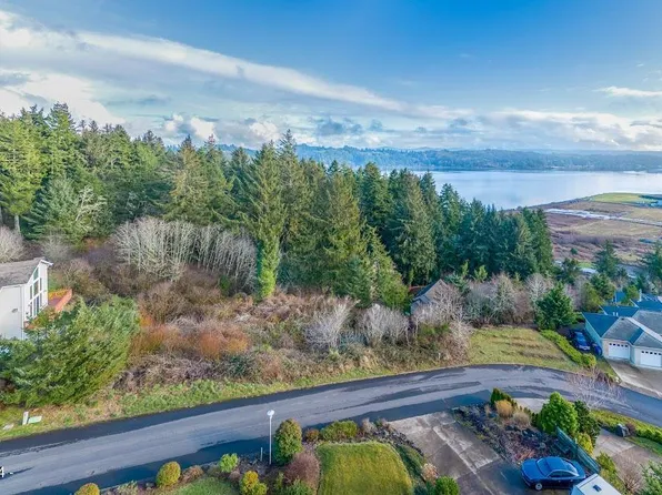 554 SE Running Springs St, Newport, OR 97365