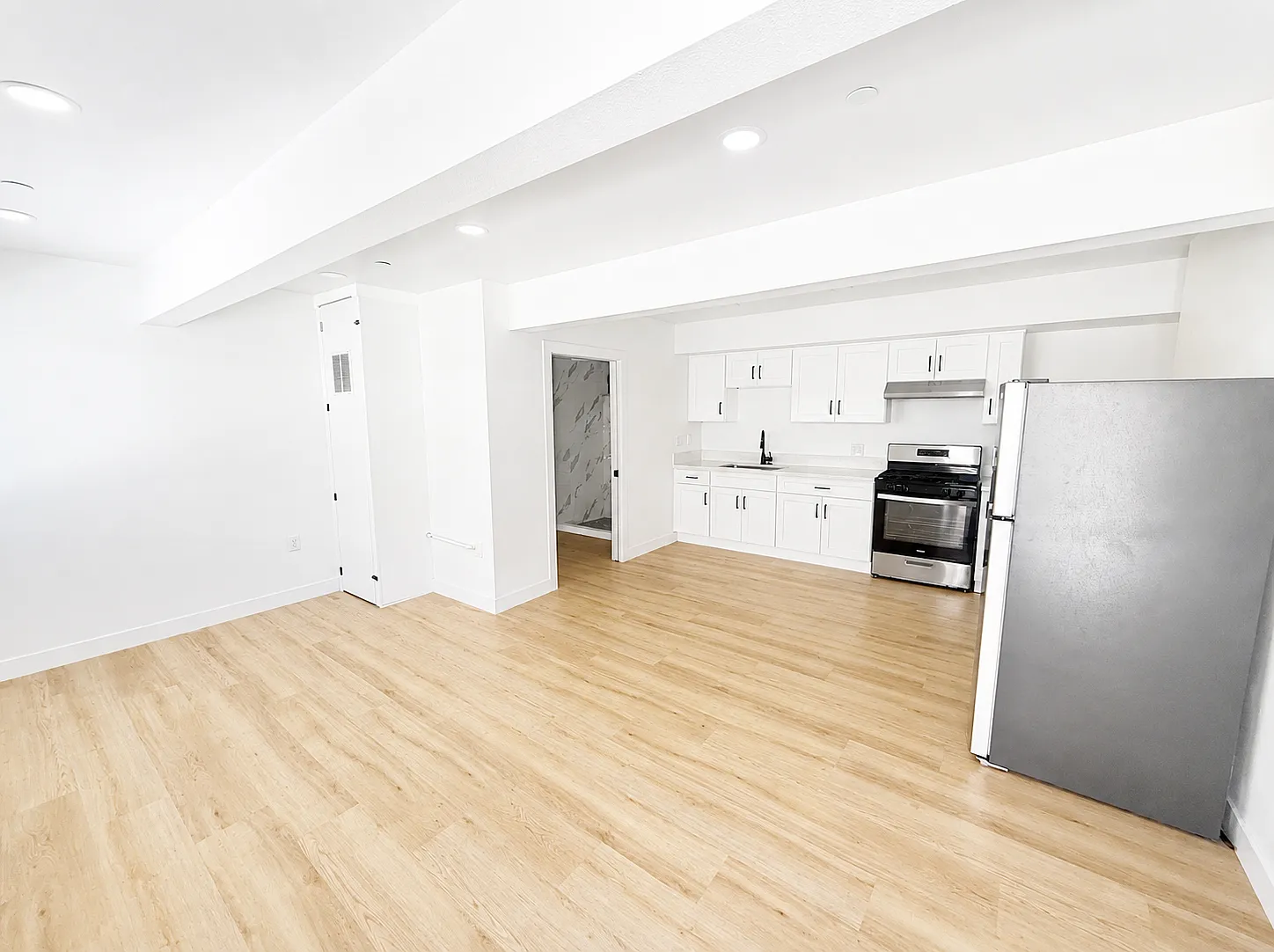 2 bed, $2,795 — Photo 2