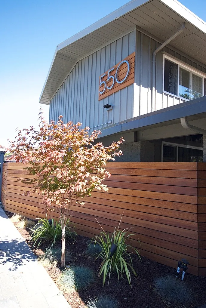 550 N. Fair Oaks Ave — Photo 3