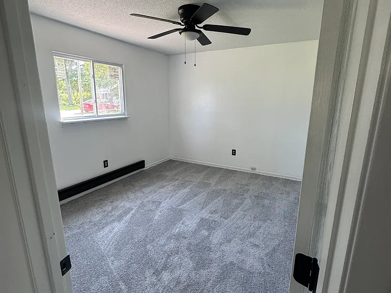 4837 W Bancroft St — Photo 51