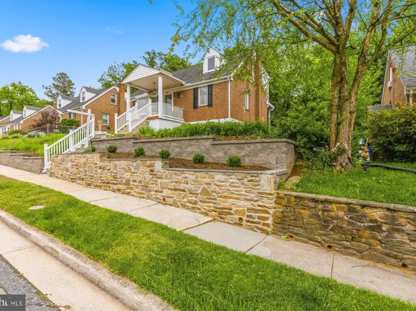 409 Oak Ct, Baltimore, MD 21228