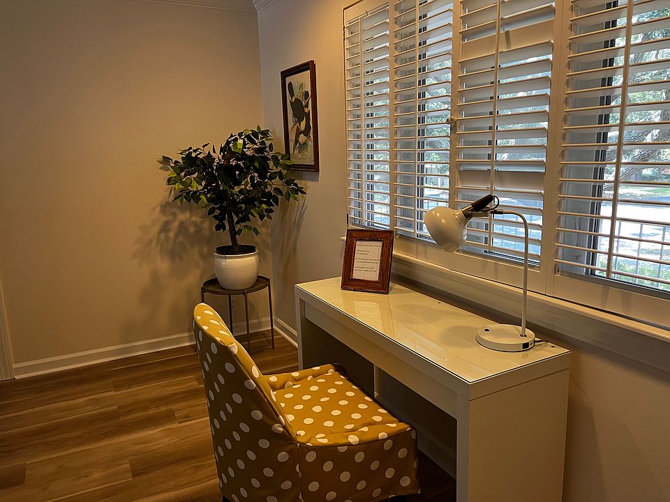 Desk with WiFi port overlooks center courtyard