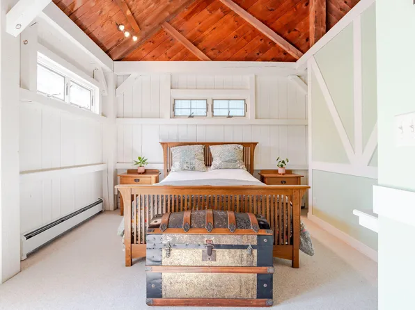 199 Winn Road, Falmouth, ME 04105