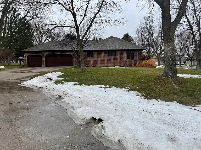 612 E Saint Andrews Cir — Photo 3