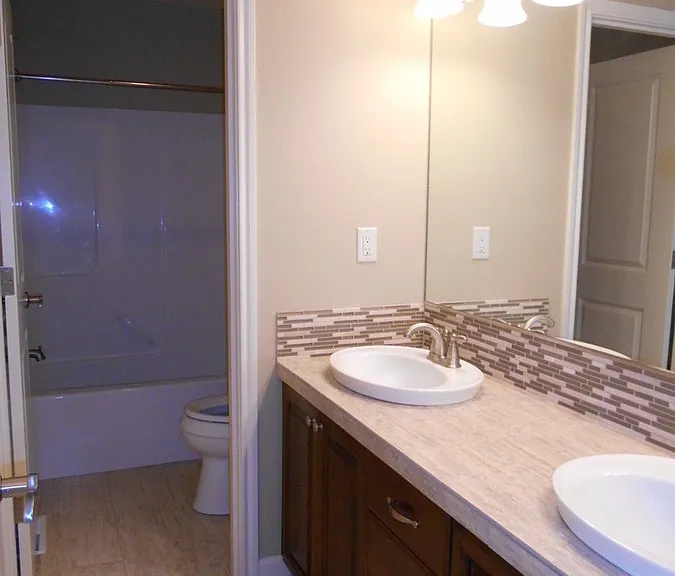 6984 NW 167th Ave — Photo 29