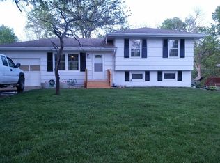 7402 NW 75th St, Kansas City, MO 64152