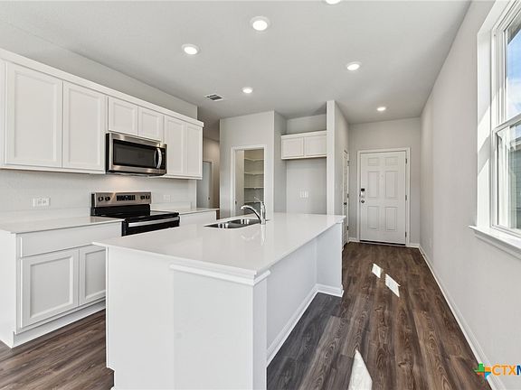 3rd image of 1208 Wild Leaf Way
