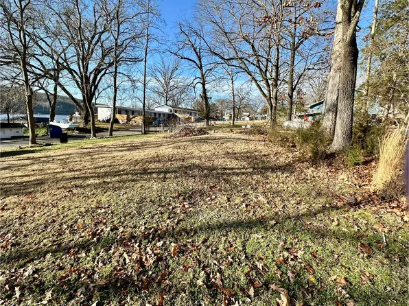 155 Benton Avenue, Rockaway Beach, MO 65740