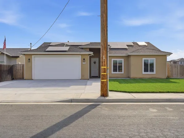 775 Kimball Ln, Hanford, CA 93230