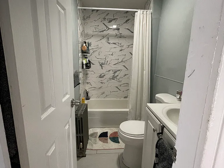 117 Hanover St #2 — Photo 17