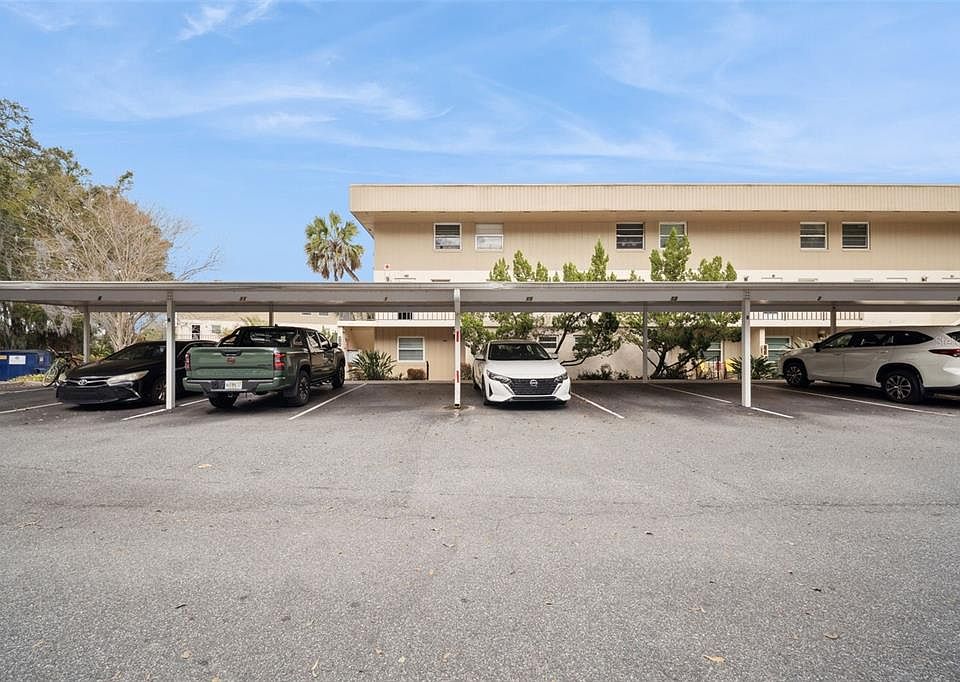 1st image of 404 E ORLANDO AVENUE #1B