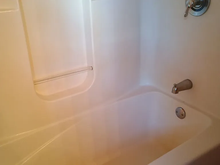 23 E Bloomer St #22 — Photo 6