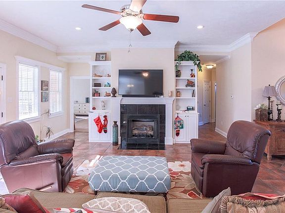 5th image of 3985 Lemongrass Cir S