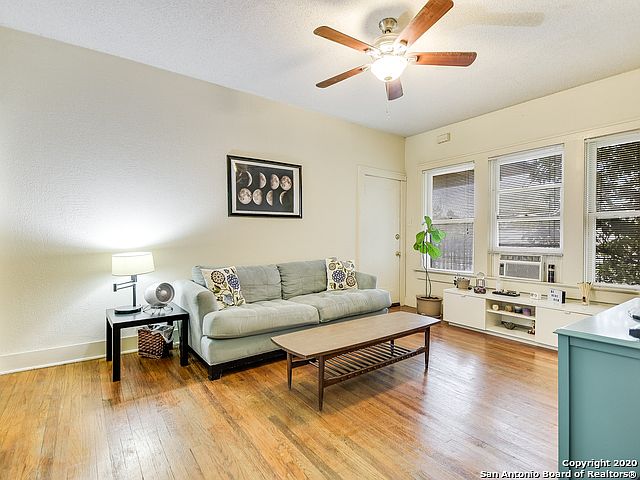 1st image of 805 W Summit Ave #2