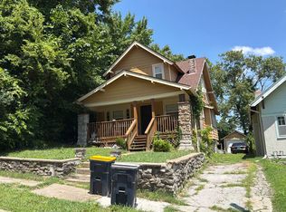 2020 E 48th Ter, Kansas City, MO 64130