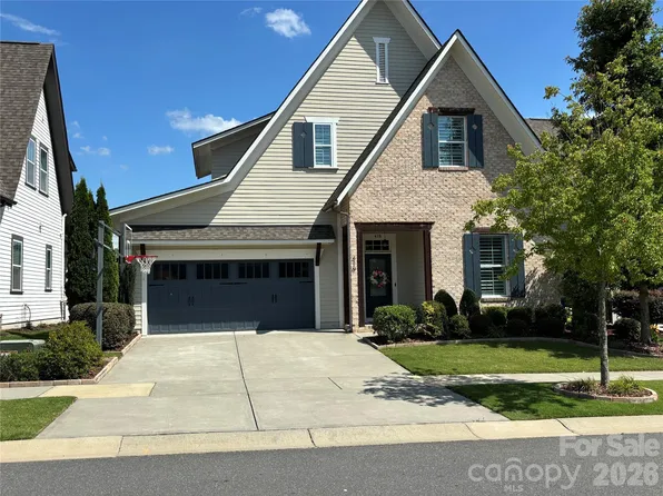 419 Rocking Chair Ln, Fort Mill, SC 29708