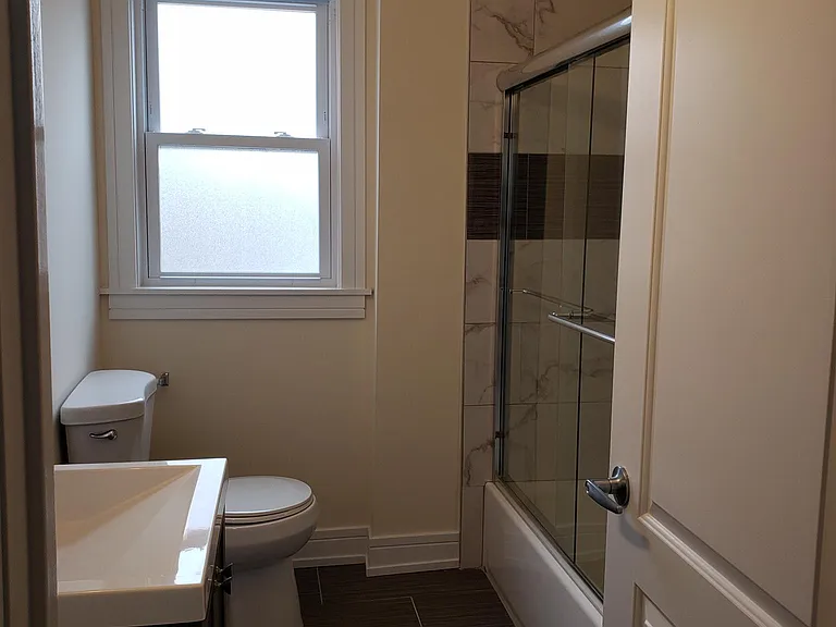 2505 W Granville Ave #1W — Photo 9