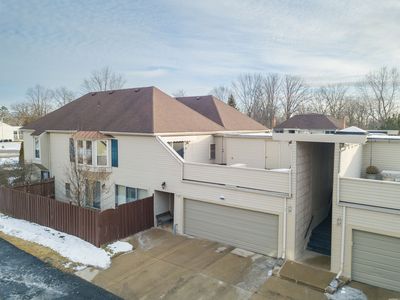 8095 Colony Dr APT 23, Grosse Ile, MI, 48138