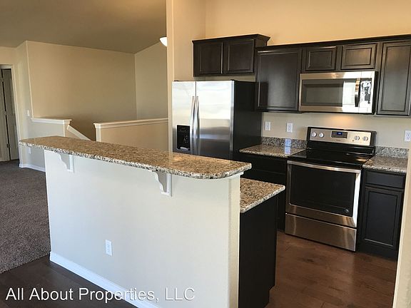 4th image of 6005 Clarence Dr