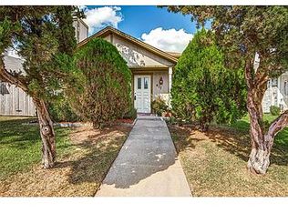 417 Rawls Cir, Irving, TX 75061