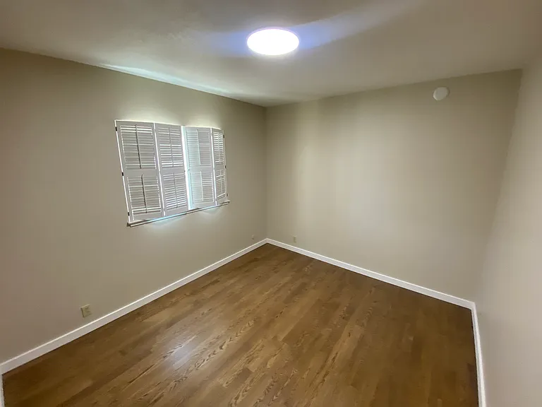 520 Bartlett St #5 — Photo 29