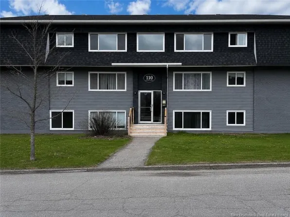 110 Coldbrook Cres #9, Saint John, NB E2J 3Z4
