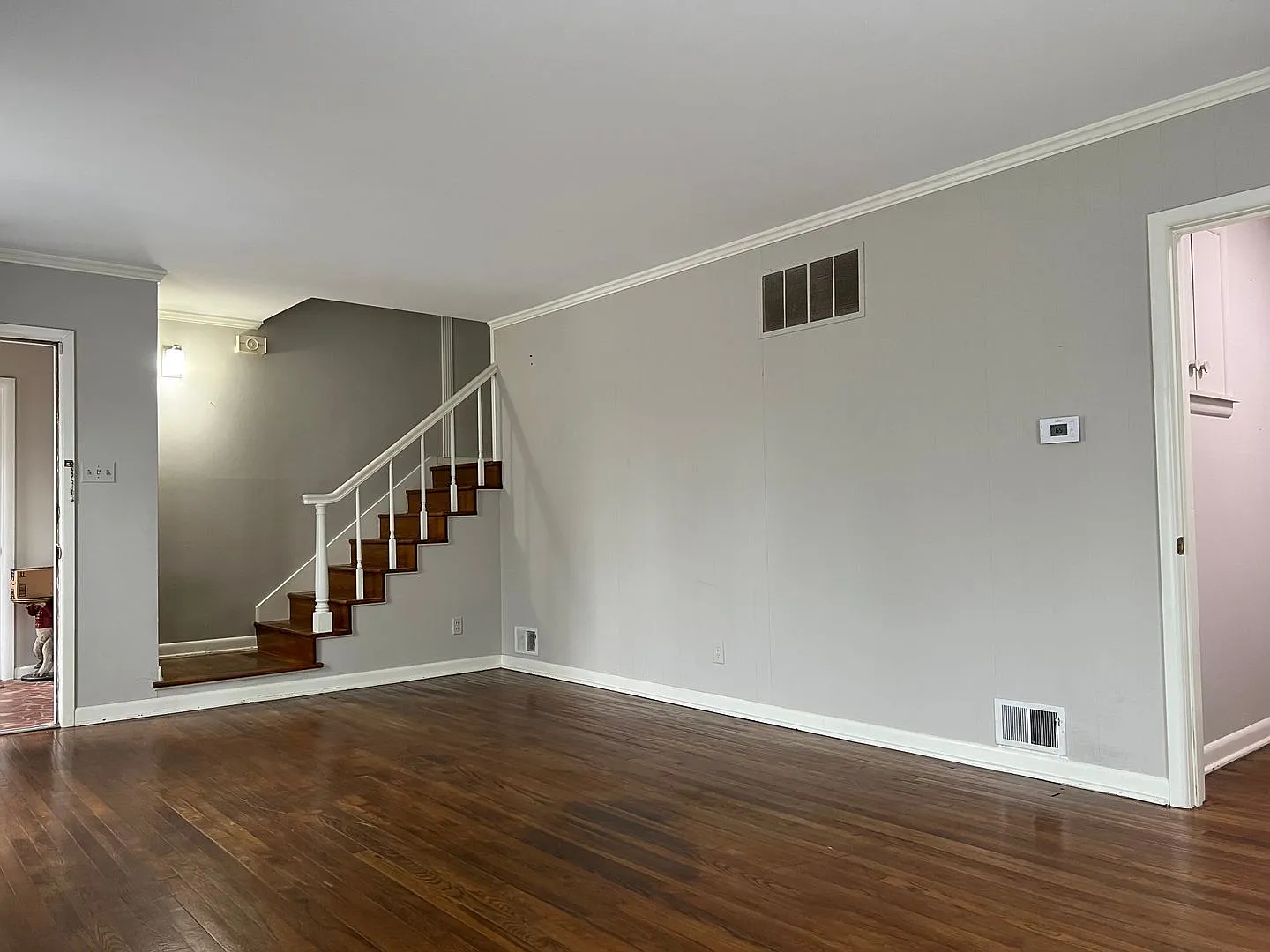1720 Kavanaugh Blvd., Little Rock AR 72205 - Updated Heights 2br 1ba duplex — Photo 3